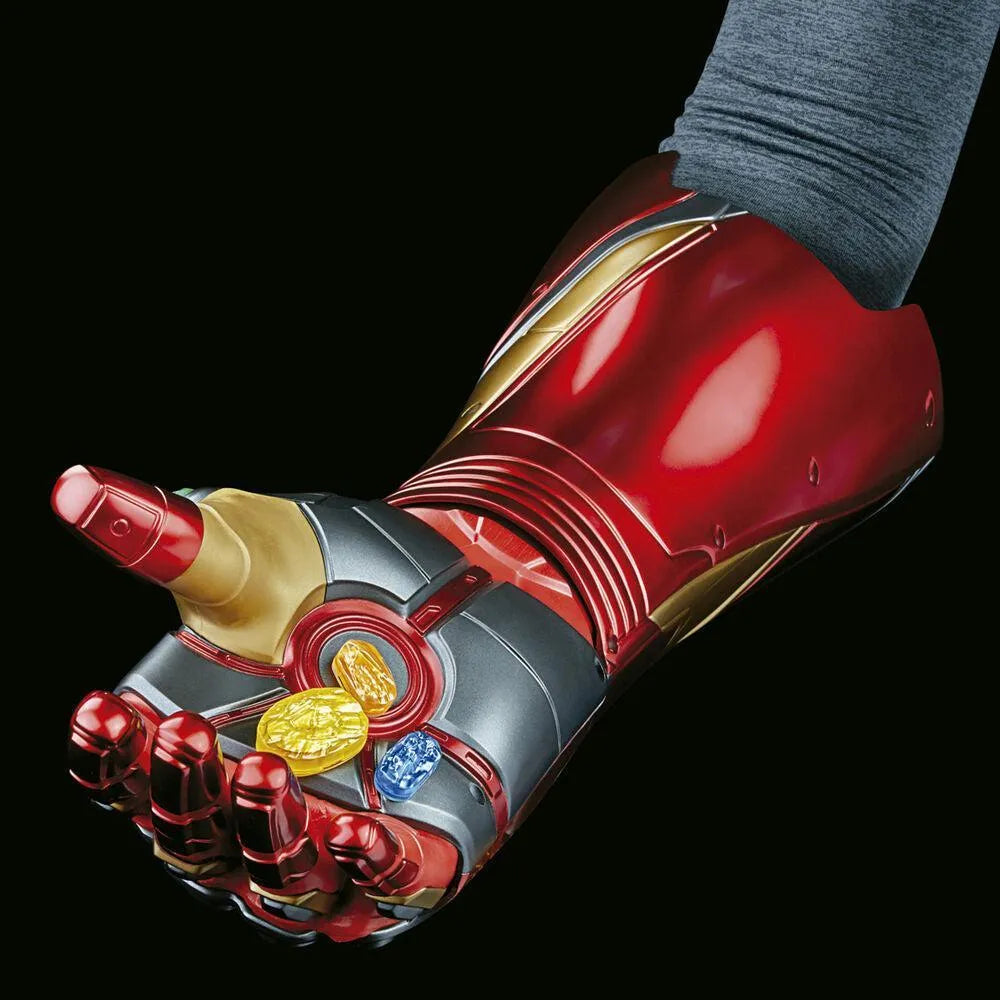 Avengers: Endgame Marvel Legends Iron Man The Infinity Saga Nano Gauntlet Fist Replica - Hasbro - Ginga Toys