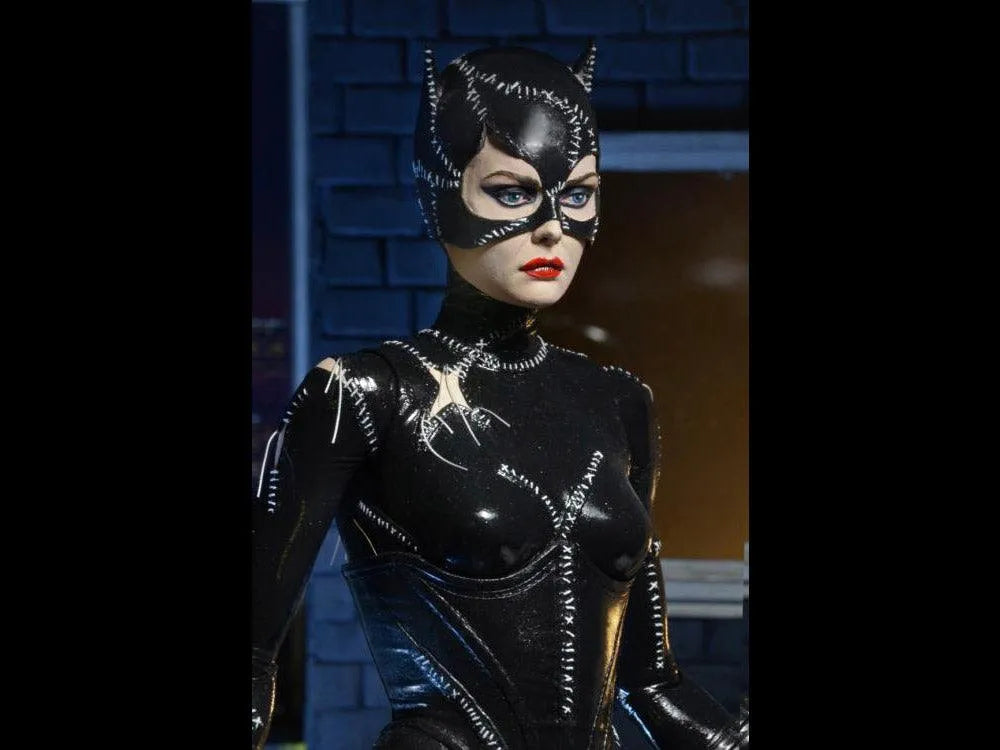 Batman Returns Catwoman Michelle Pfeiffer 1/4 Scale Figure - Neca - Ginga Toys