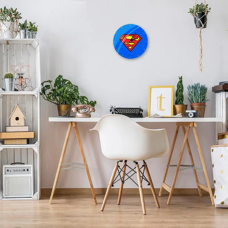 DC Superman Logo Blue Wall Clock Glossy - Ert Group - Ginga Toys