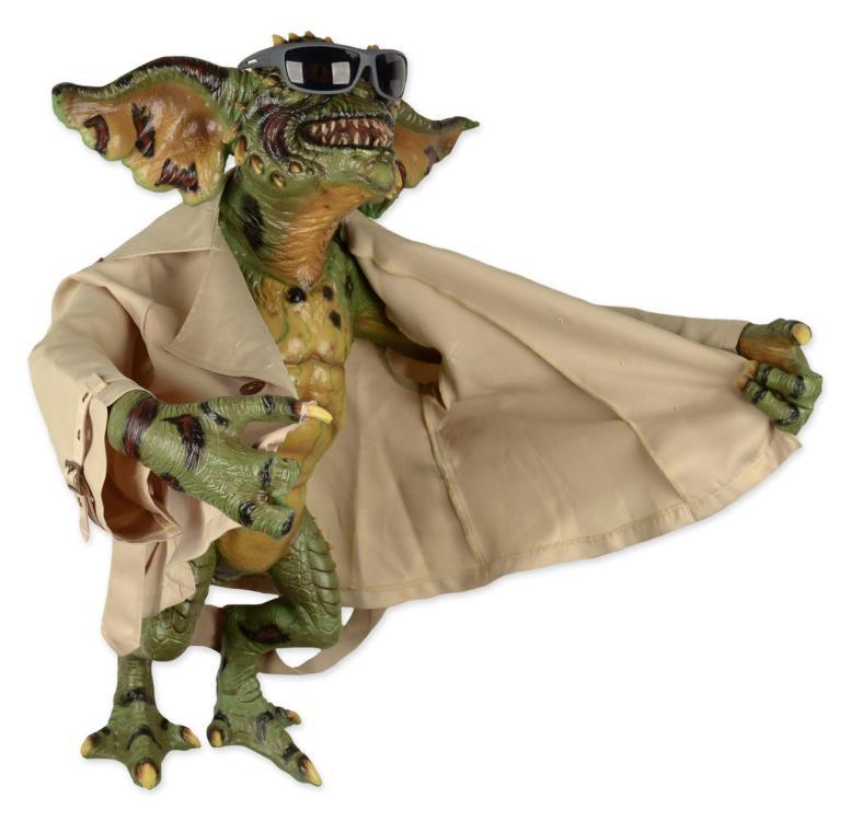 Gremlins 2 Flasher Gremlin Prop Replica Stunt Puppet - Ginga Toys