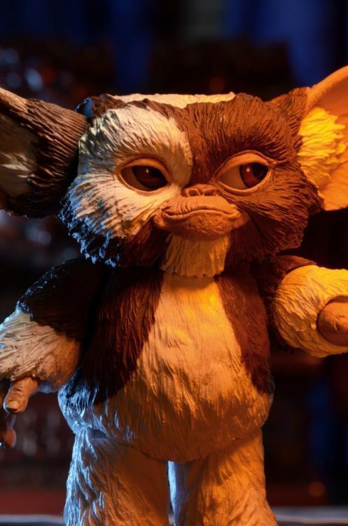 NECA Gremlins Ultimate Gizmo 7 Scale Action Figure Movie Toy