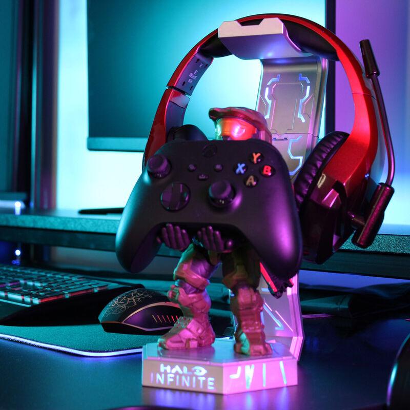 Halo Infinite: Master Chief Cable Guys Deluxe Light Up Controller, Headphone and Phone Stand - Exquisite Gaming - Ginga Toys