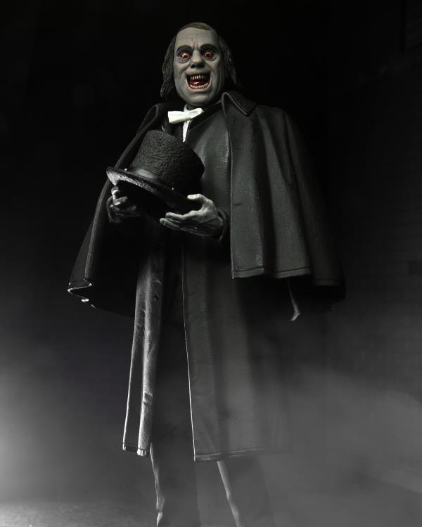 London After Midnight Ultimate Professor Edward C. Burke Action Figure - Ginga Toys