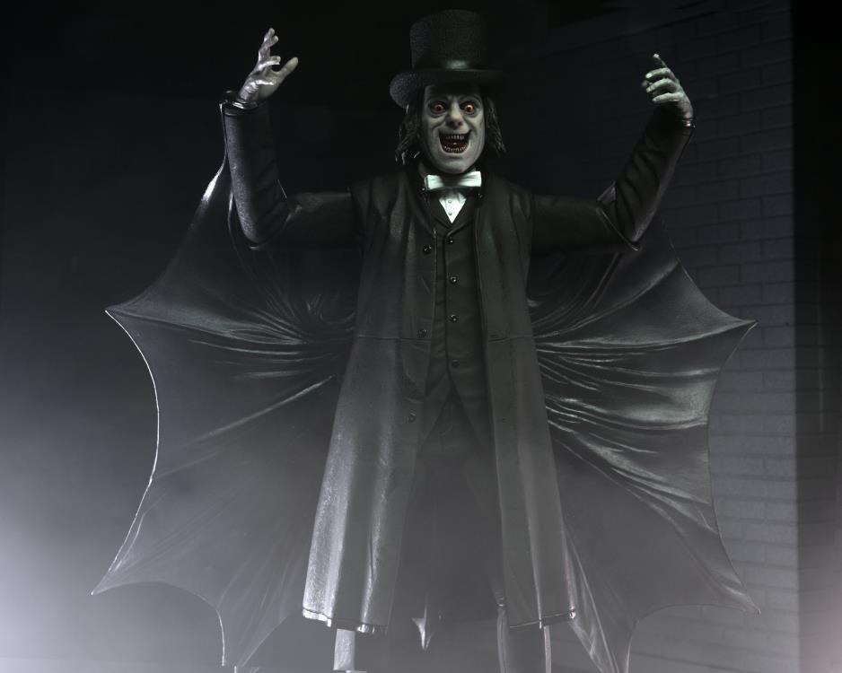 London After Midnight Ultimate Professor Edward C. Burke Action Figure - Ginga Toys