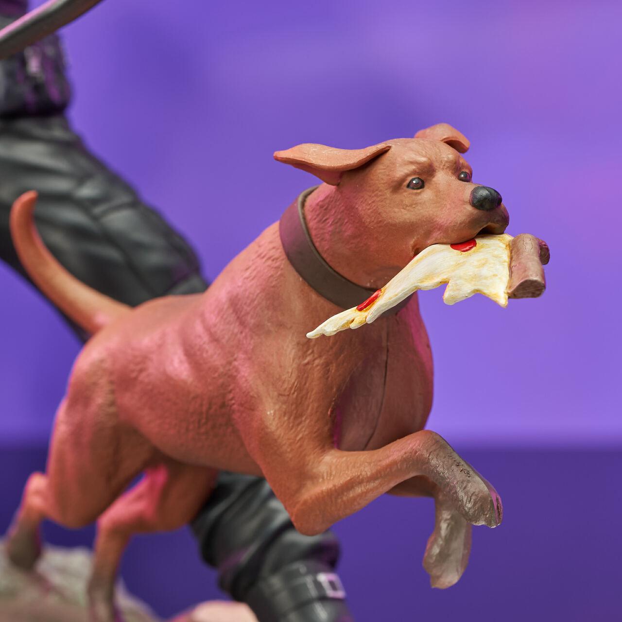 Marvel Gallery Comic Hawkeye with Pizza Dog Diorama statue - Diamond Select - Ginga Toys