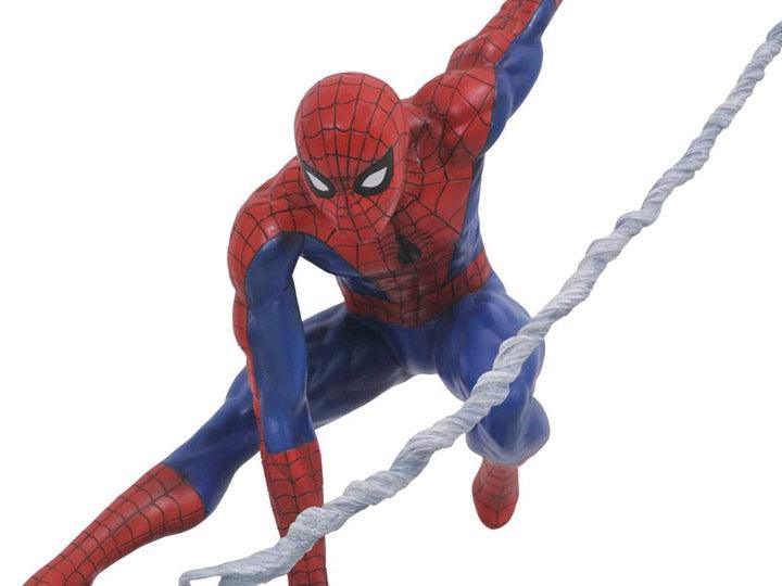 Marvel Spiderman Large Resin Statue 30cm Limited Edition - Diamond Select - Ginga Toys