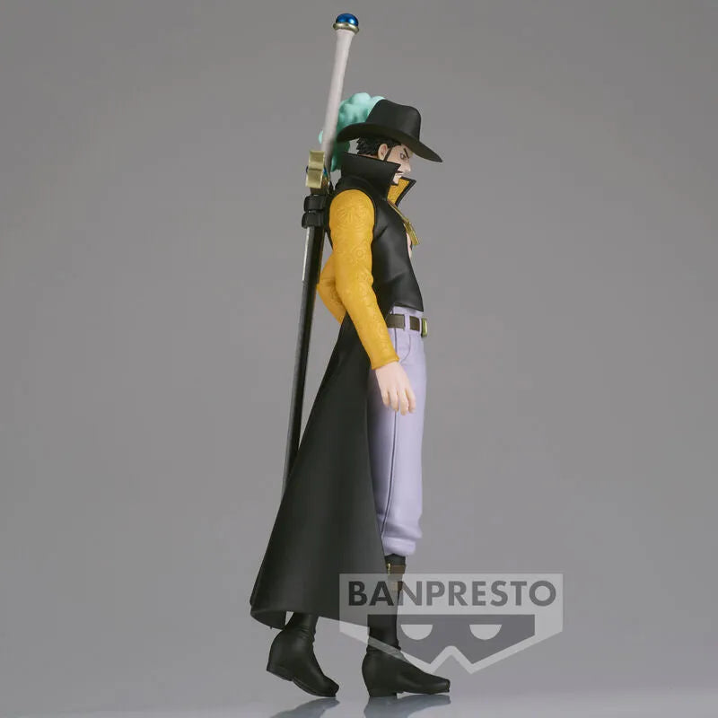 One Piece The Shukko Dracule Mihawk - Ginga Toys