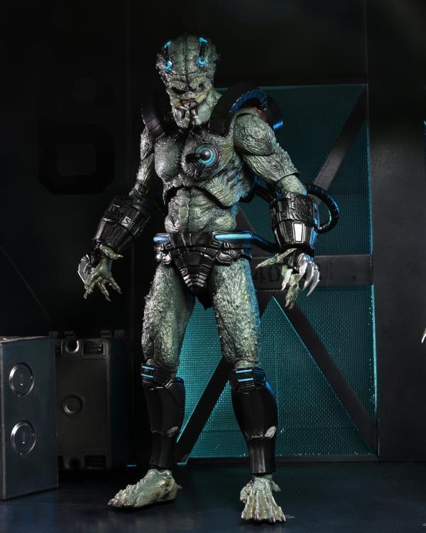 Predator: Concrete Jungle Ultimate Stone Heart Figure - Neca - Ginga Toys