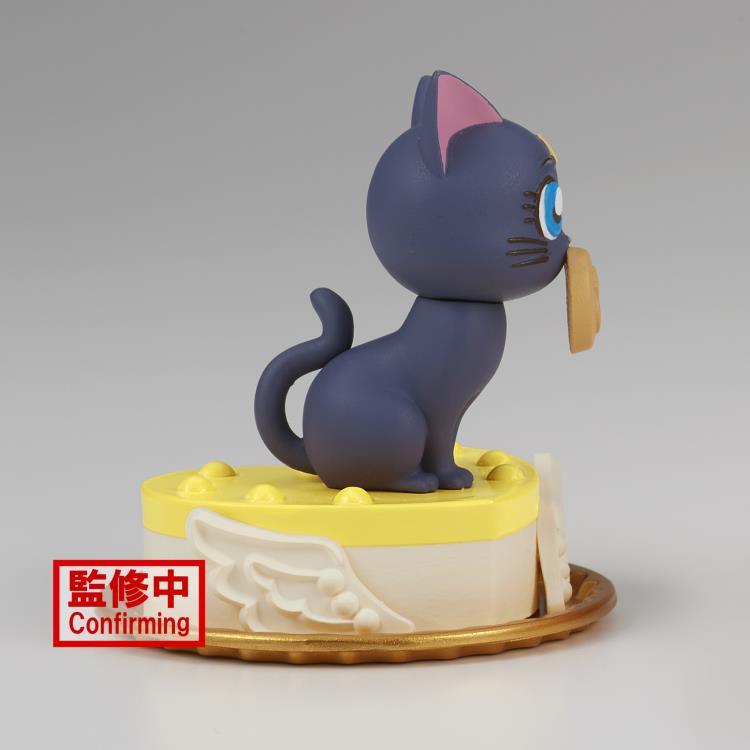 Sailor Moon Cosmos Paldolce Collection Luna Figure - Ginga Toys