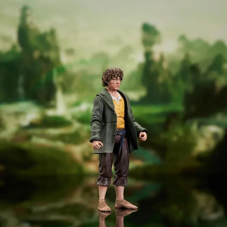 The Lord of the Rings Merry Brandybuck Deluxe Action Figure - Ginga Toys