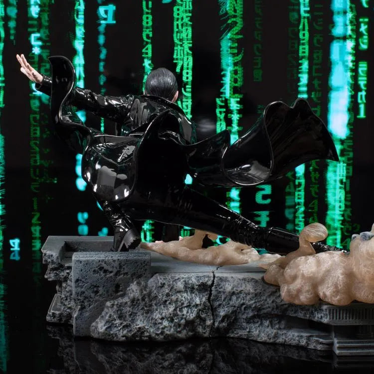 The Matrix Gallery Trinity Figure Diorama - Ginga Toys