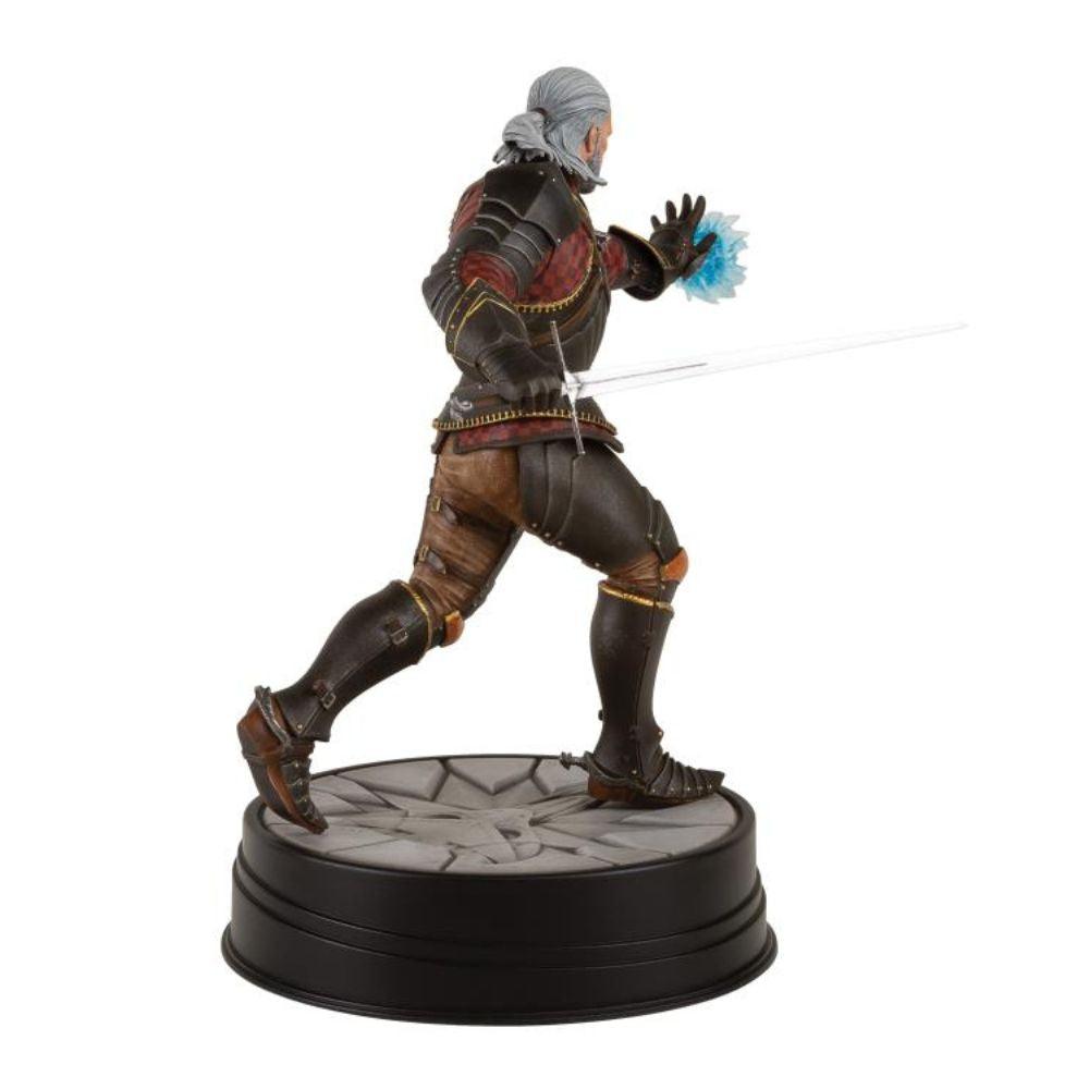 The Witcher 3: Wild Hunt Geralt (Toussaint Tourney Armor) Figure - Dark Horse Comics - Ginga Toys