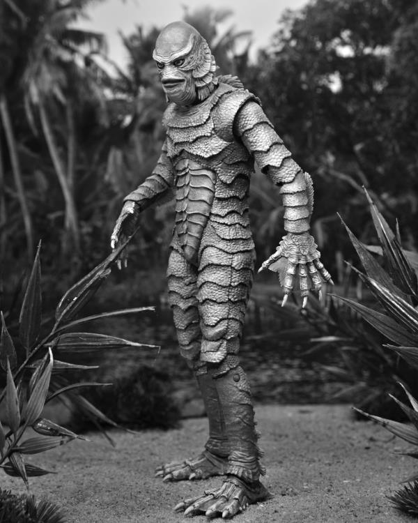 Universal Monsters Ultimate Creature from the Black Lagoon Figure (Black & White) - Ginga Toys