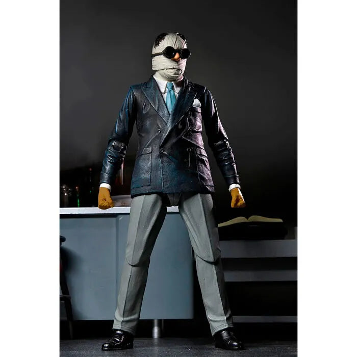 Universal Monsters Ultimate Invisible Man Figure - Ginga Toys