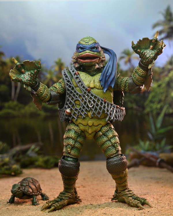 Universal Monsters x Teenage Mutant Ninja Turtles Ultimate Leonardo as The Creature Figure - Ginga Toys